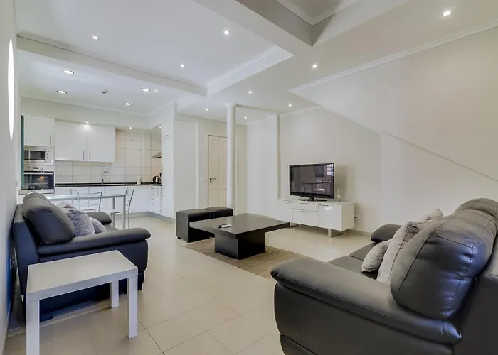 Faro Tradicional House - City Center